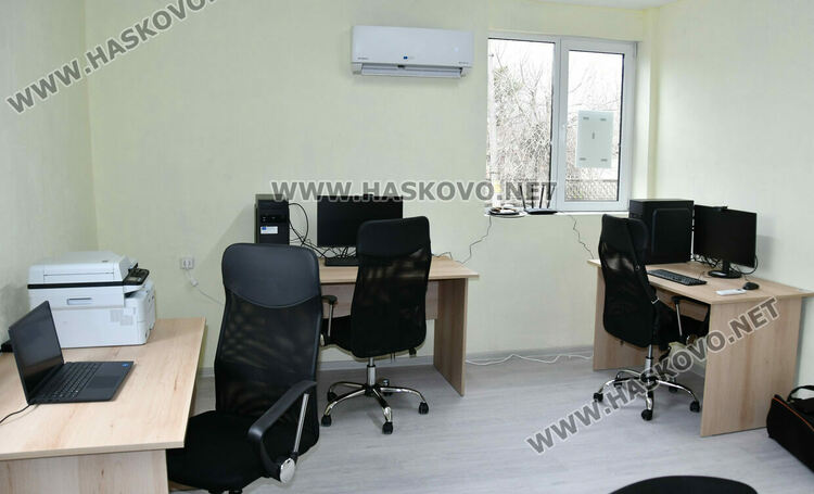 Ще учат на компютърна грамотност възрастни и социално уязвими в нов дигитален клуб 