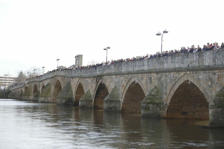 Футболистът Калоян Пехливанов спаси кръста на Богоявление в Свиленград