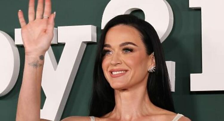 Кейти Пери печели 1.94 милиона долара след дълга съдебна битка с Карл Уескот за имение в Калифорния