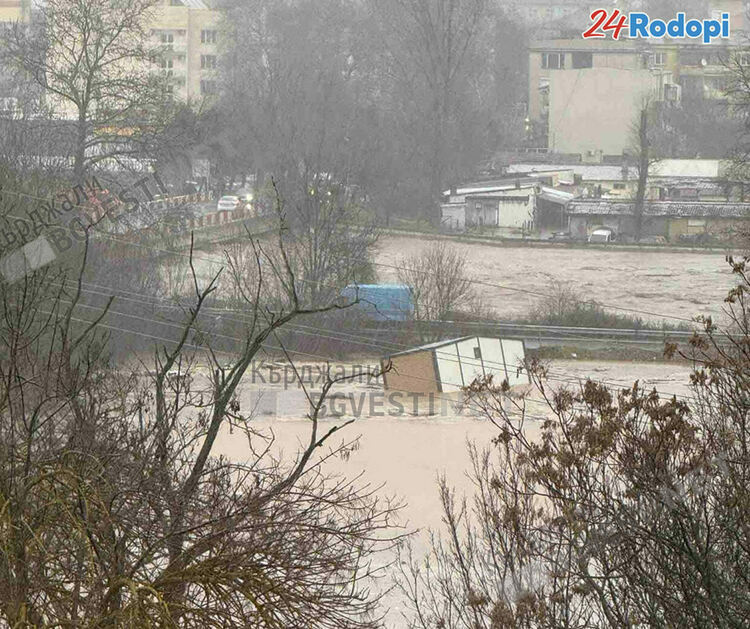 Бедствие в Крумовград,река Крумовица преля