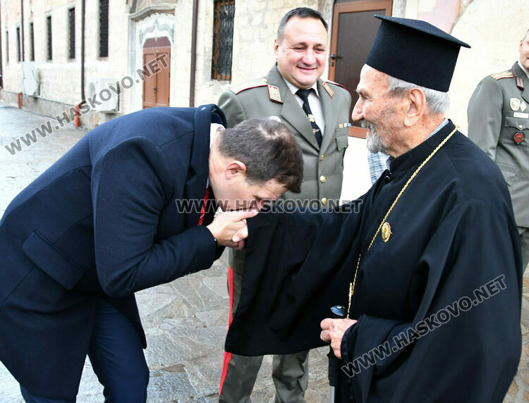 Пловдивският митрополит Николай благослови Хасково за Ивановден