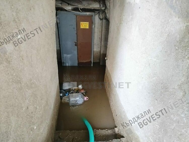 Последиците след наводнението в Крумовград са сериозни