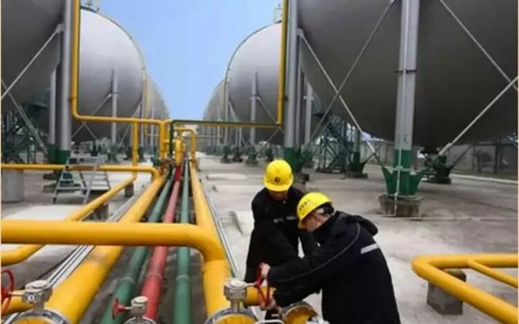 Китай чупи рекорди в производството на природен газ.