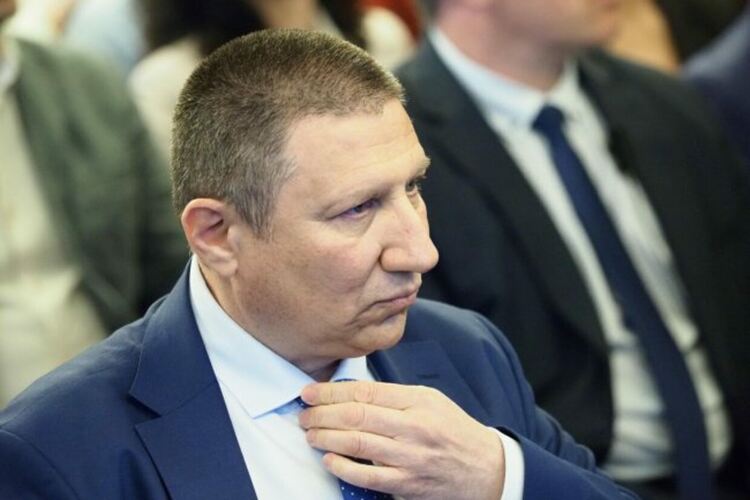 Конституционният съд е започнал да игнорира Борислав Сарафов