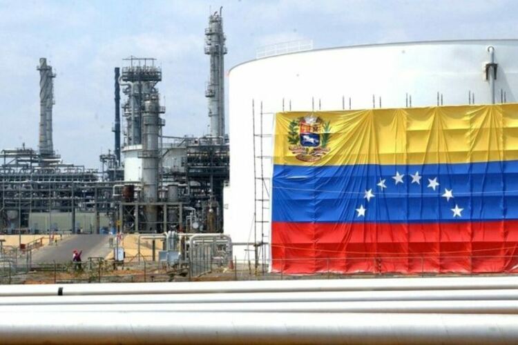 &bdquo;Дългосрочно господство&ldquo;: САЩ сами ще продават венецуелския петрол