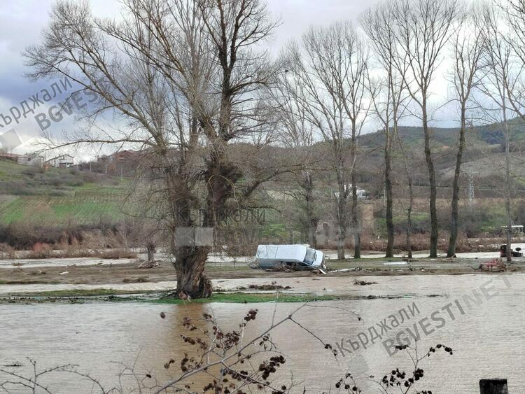 Последиците след наводнението в Крумовград са сериозни