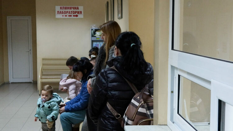 Грипната вълна в Хасково е в разгара си, вирусът подрани с месец