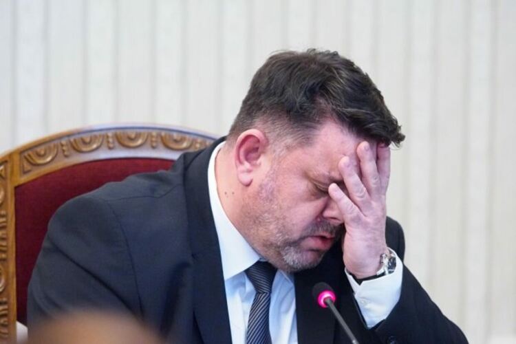 Социалисти искат бърз конгрес и смяна на Зафиров, той отказва да се раздели с поста
