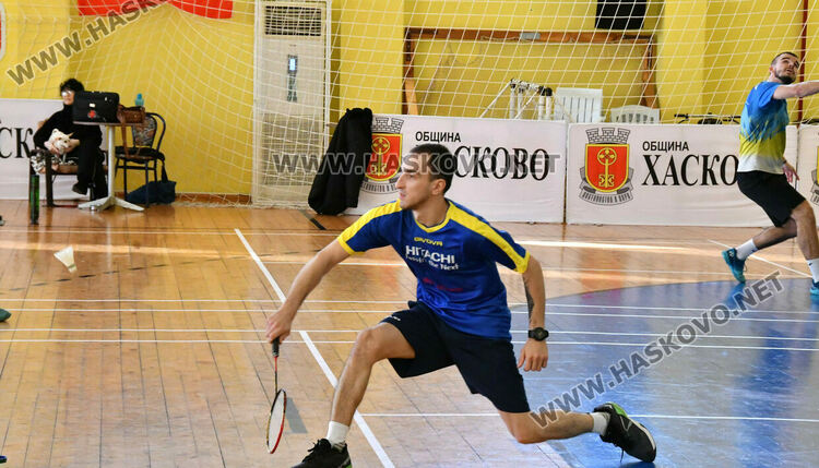 Бадминтонисти от България и Гърция участват на турнира на името на проф. д-р Пюзант Касабян