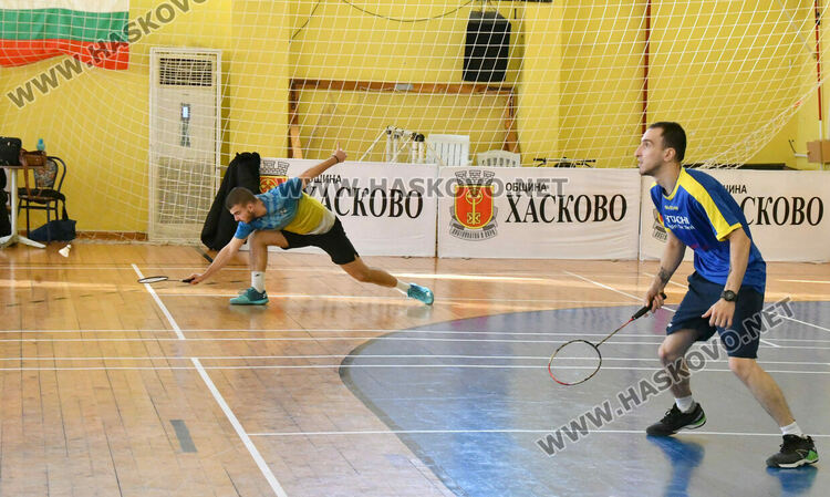 Бадминтонисти от България и Гърция участват на турнира на името на проф. д-р Пюзант Касабян