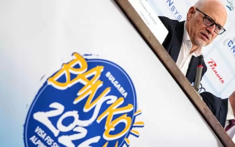 Шефът на БФСки Цеко Минев говори пред медиите преди стартовете за Световната купа по алпийски сноуборд в Банско.