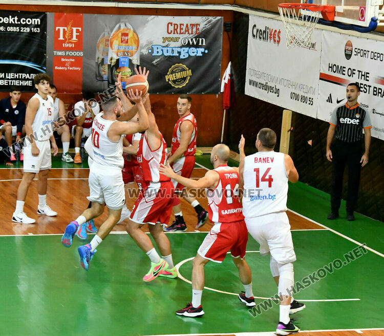 Баскетболистите на &bdquo;Хасково&ldquo; се включват в Купата на ББЛ във втори кръг 