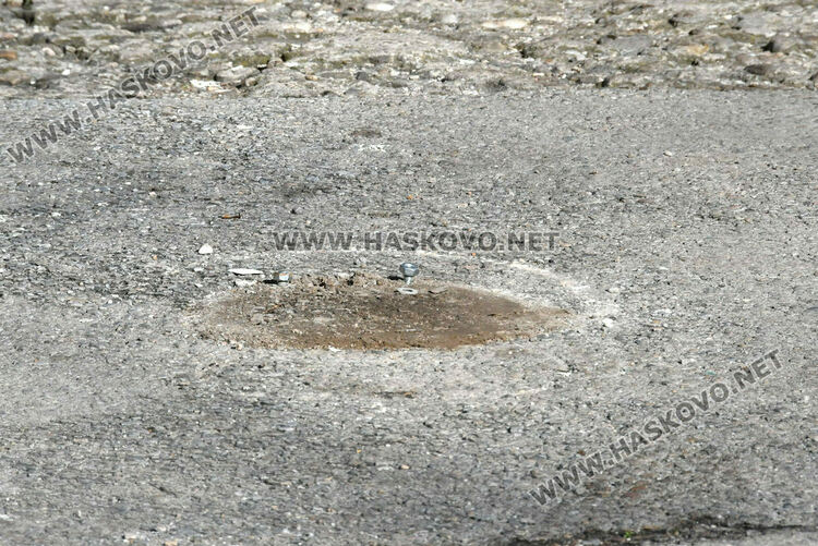 Скобата на ул. &bdquo;Странджа планина&ldquo; в Хасково вече е премахната 