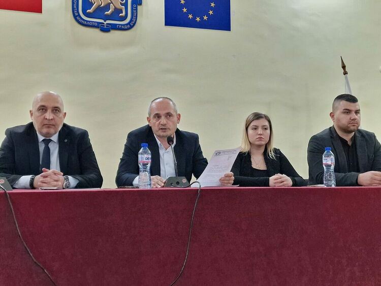 ДПС стартира подготовката си за предсрочните парламентарни избори в Кърджали