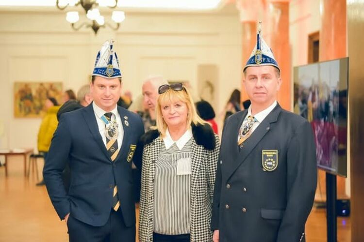 В Галерия &bdquo;Любен Гайдаров&ldquo; бе открита изложбата &bdquo;Златю Бояджиев и обредността на Сурва&ldquo;