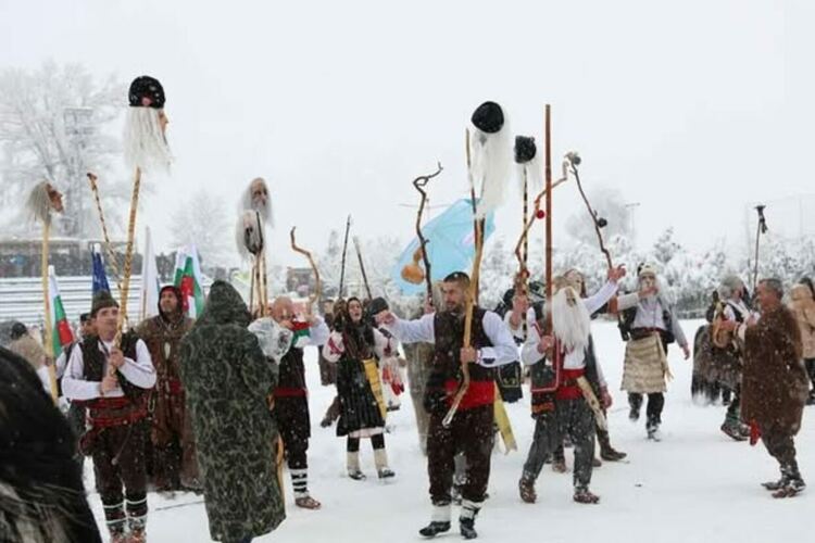 Групи от Земен, Косача и Крупник ще гостуват на "Тайнството на Сурва" в Радомир