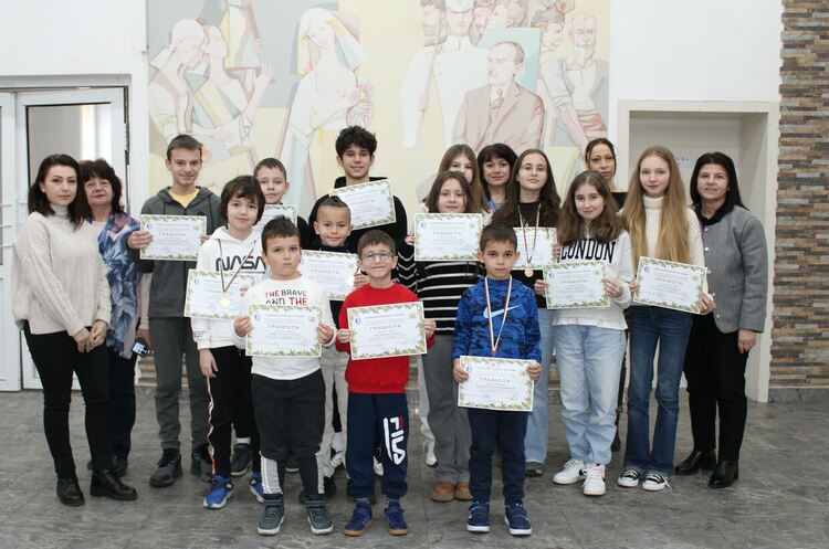 Ученици от СУ &bdquo;Йордан Йовков&ldquo; с отлични резултати на Коледното математическо състезание в Кърджали