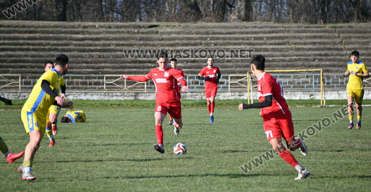 Димитровград&ldquo; победи &bdquo;Хасково&ldquo; в контролна среща