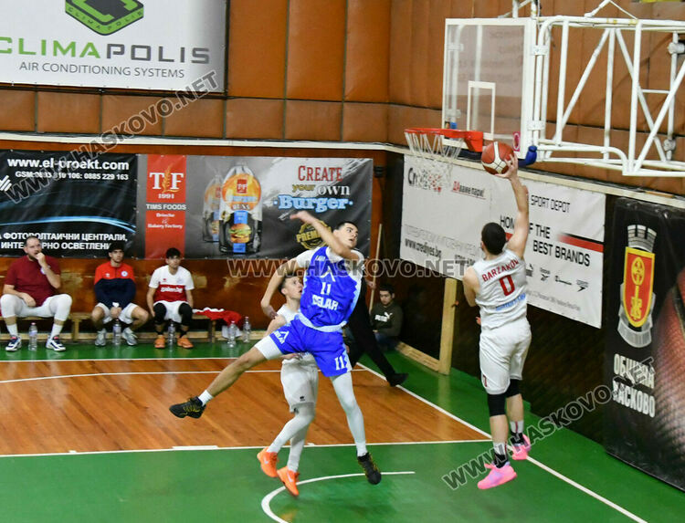 Баскетболният &bdquo;Хасково&ldquo; с обрат срещу &bdquo;Левски&ldquo;