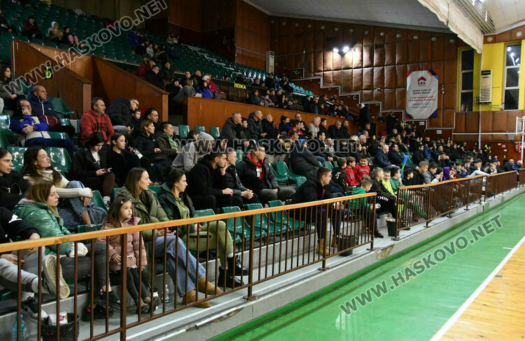 Баскетболният &bdquo;Хасково&ldquo; с обрат срещу &bdquo;Левски&ldquo;