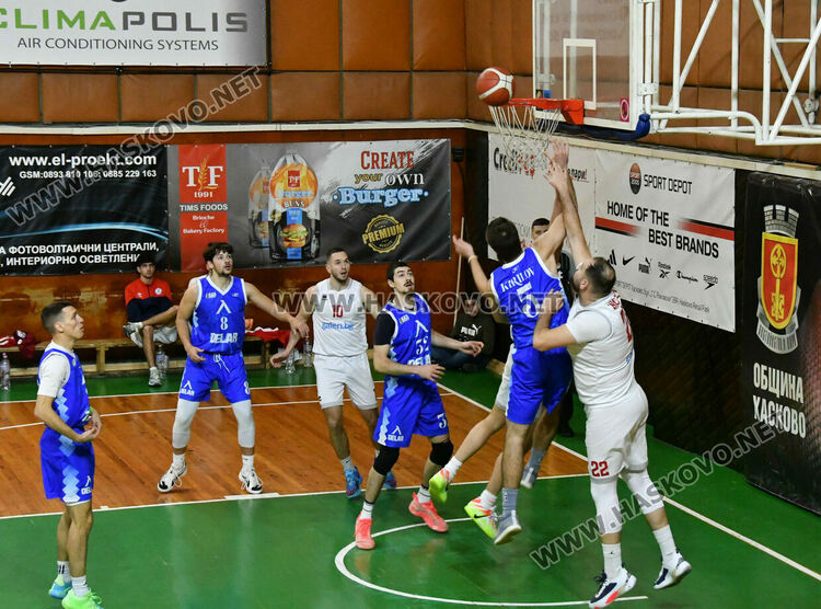 Баскетболният &bdquo;Хасково&ldquo; с обрат срещу &bdquo;Левски&ldquo;