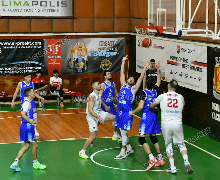 Баскетболният &bdquo;Хасково&ldquo; с обрат срещу &bdquo;Левски&ldquo;