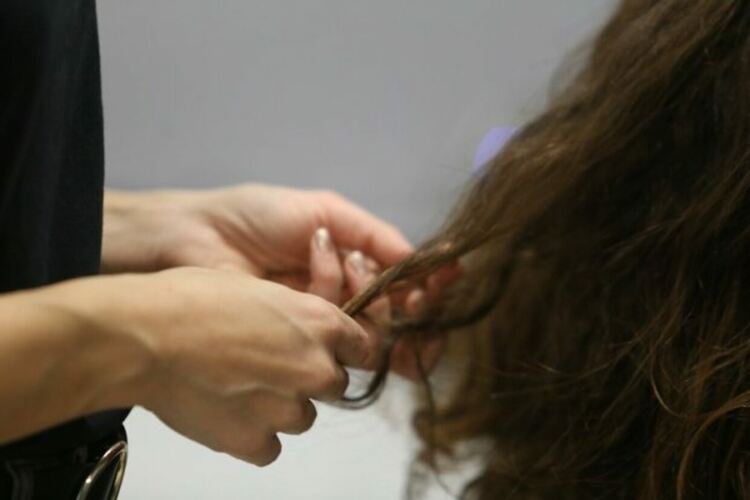 НАП &bdquo;залови&ldquo; бургаски салон, вдигнал боядисването на коса с 291%