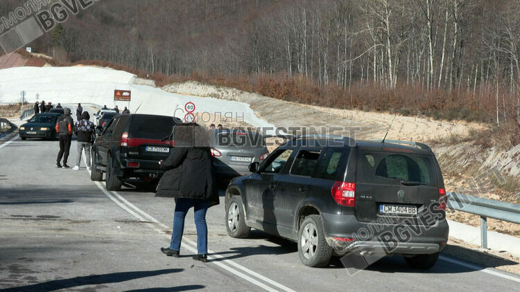 След 30 години чакане: Рудозем &ndash; Димарио отворен без официална церемония от българска страна / Галерия/