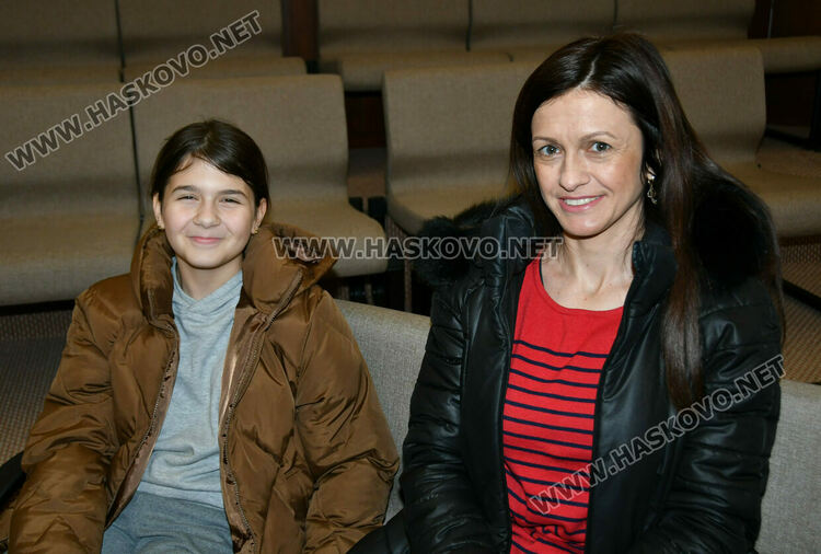 Светлна Николава представи най-новата си книга &bdquo;Очите на Марта&ldquo; в Хасково