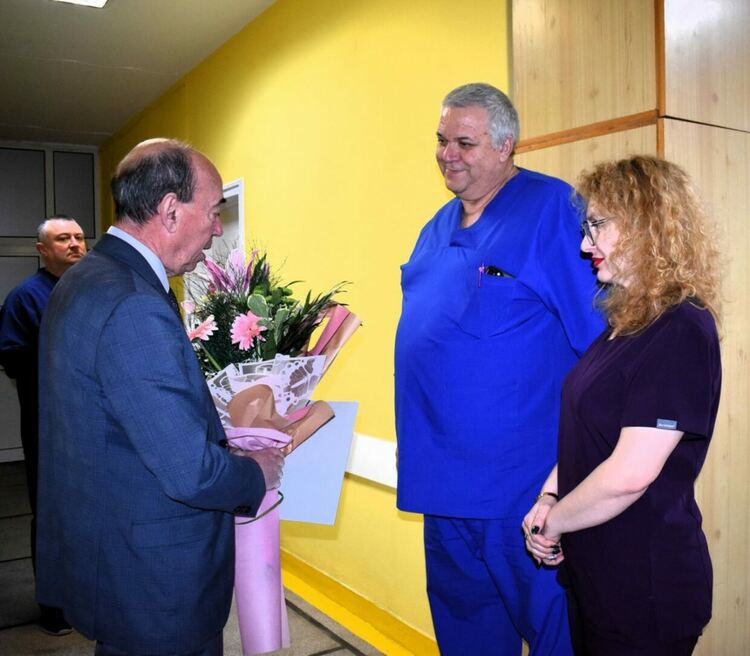 Акушеро-гинекологичното отделение към асеновградската болница отпразнува тържествено Бабинден 