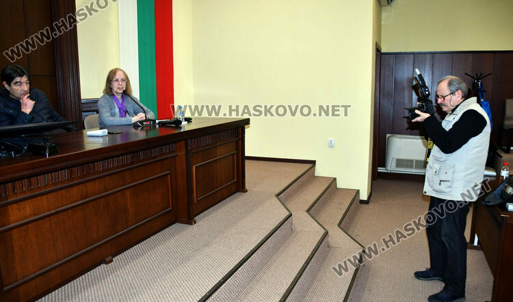 Светлна Николава представи най-новата си книга &bdquo;Очите на Марта&ldquo; в Хасково