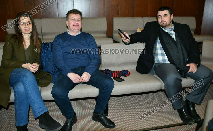 Светлна Николава представи най-новата си книга &bdquo;Очите на Марта&ldquo; в Хасково