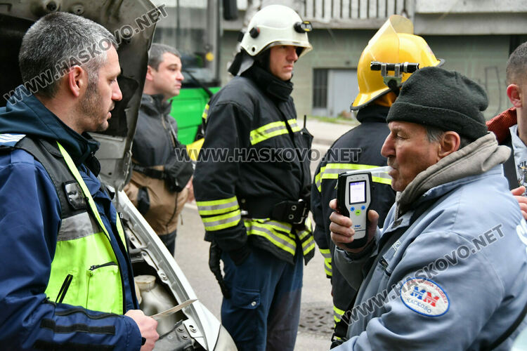 Три коли катастрофираха на бул. &bdquo;Съединение&ldquo; в Хасково