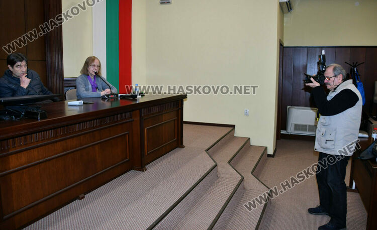 Светлна Николава представи най-новата си книга &bdquo;Очите на Марта&ldquo; в Хасково