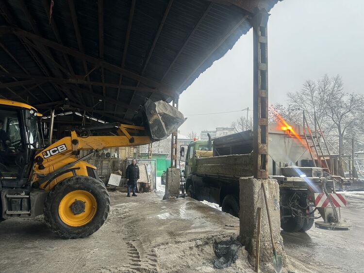 120 тона сол и 40 тона пясък са използвани срещу заледявания в Хасково