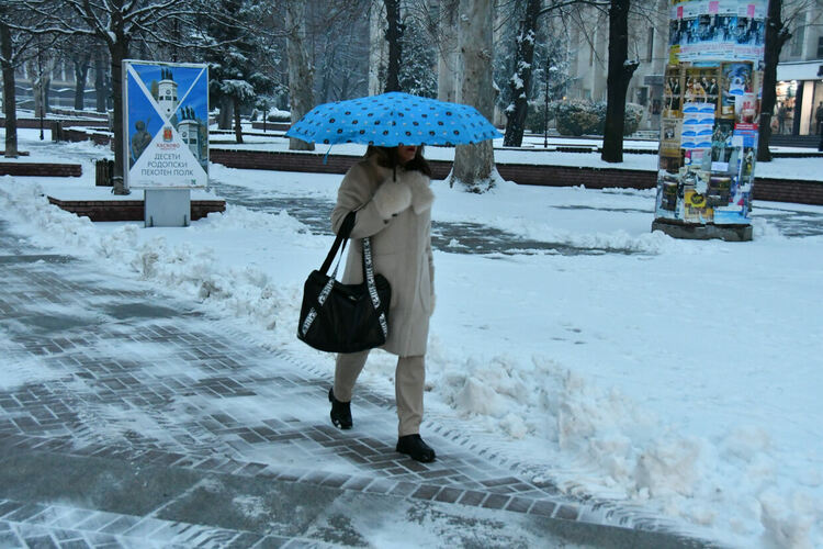 Облачно и студено