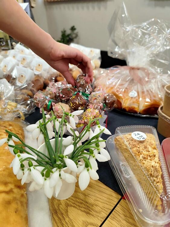 Кметове, жители на Мандра и гости се включиха в дарителската кампания за ремонт на църквата в селото