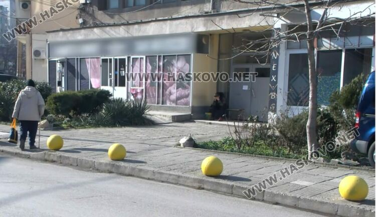 Пиянски сбирки и скандали тероризират цял блок в Хасково