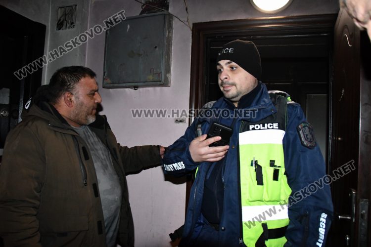 Боян Асенов (вляво)