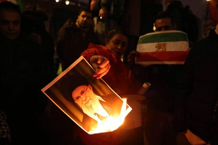 Iran International: 36 500 убити при най-кървавите протести в Иран