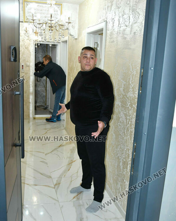 Цял вход в Хасково е наводнен, обвиняват екип на ВиК за инцидента