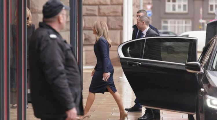 Назарян след срещата с Йотова: Политическите фигури не са решение за служебния кабинет