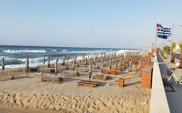 Все повече българи предпочитат гръцките плажове и купуват ваканционни жилища в района на Кавала и Александруполис.