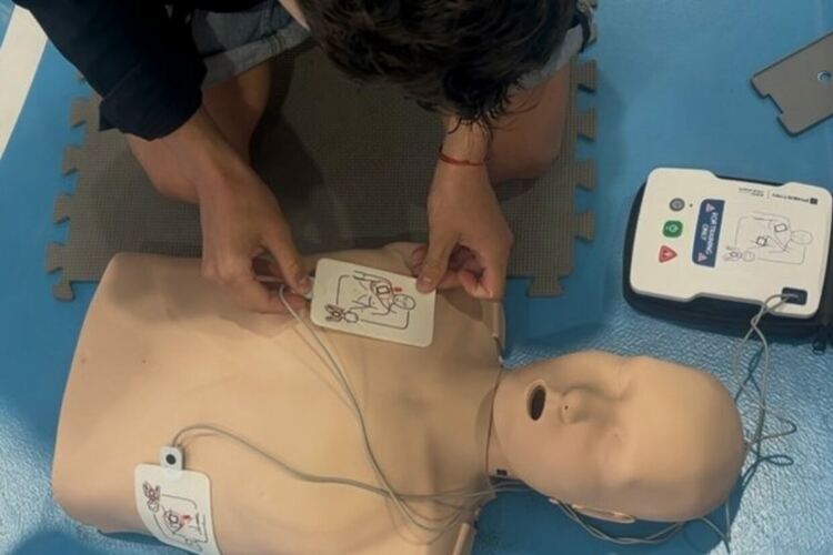 Окончателно: Всеки ще може да оказва спешна помощ с външен дефибрилатор