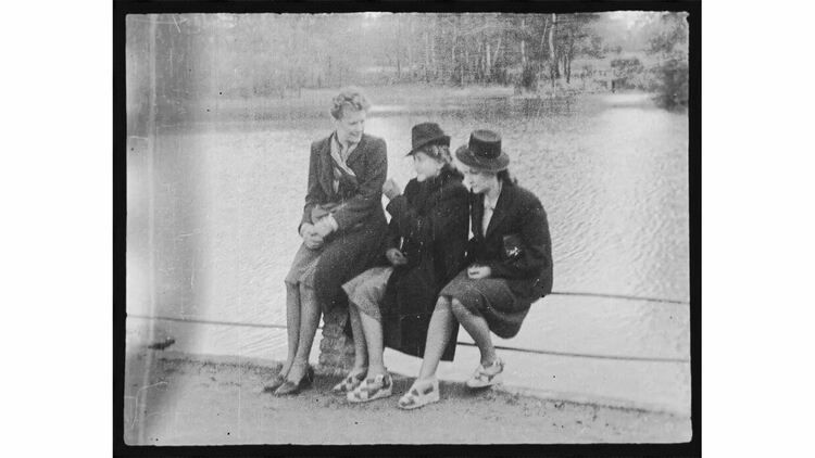 Документалният HBO Original филм &bdquo;33 снимки от гетото&ldquo; с премиера в HBO Max и по HBO