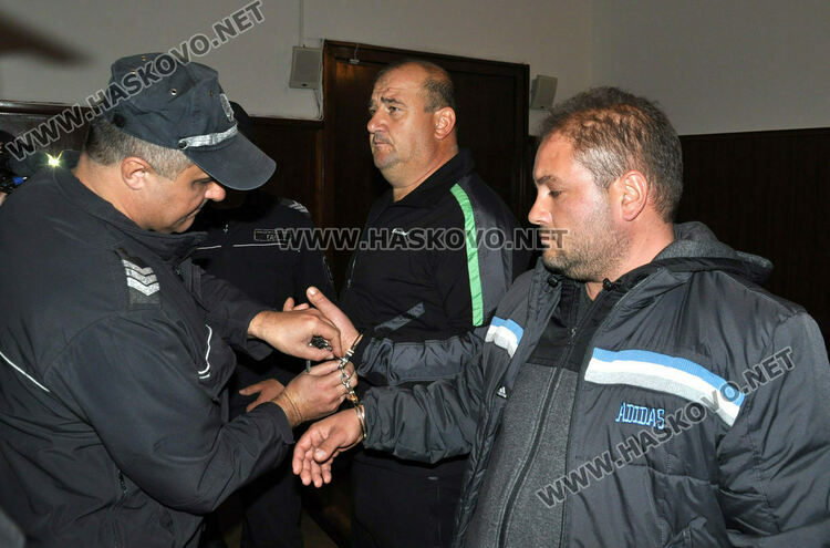 ВКС потвърди присъдите на петима служители на ДАИ-Хасково за подкуп