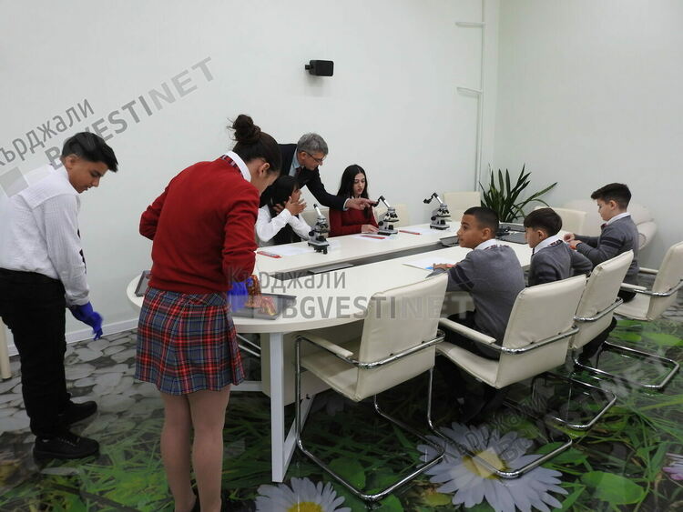 В ОУ &ldquo;П. К. Яворов&ldquo; откриха образцови СТЕМ кабинети 