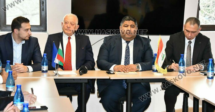 Посланикът на Ирак в България на среща с бизнесмени в ХТПП-Хасково