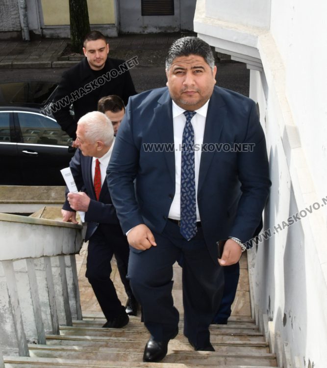 Посланикът на Ирак в България на среща с бизнесмени в ХТПП-Хасково