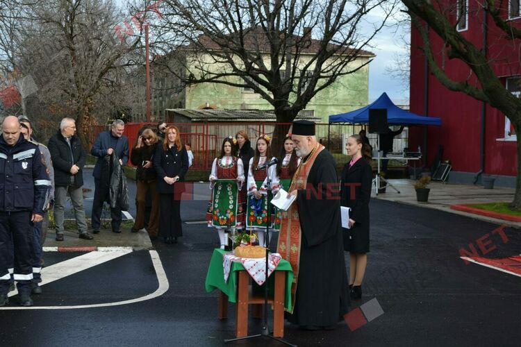 Откриха реновираната сграда на пожарната служба в Димитровград
